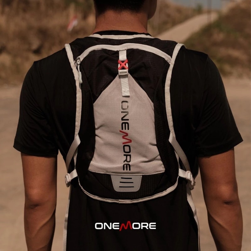 One More Gear Trail Vest 4