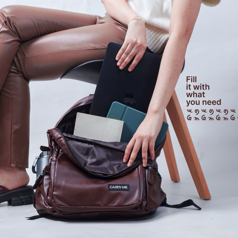 Carry Me Urbanite Backpack 4