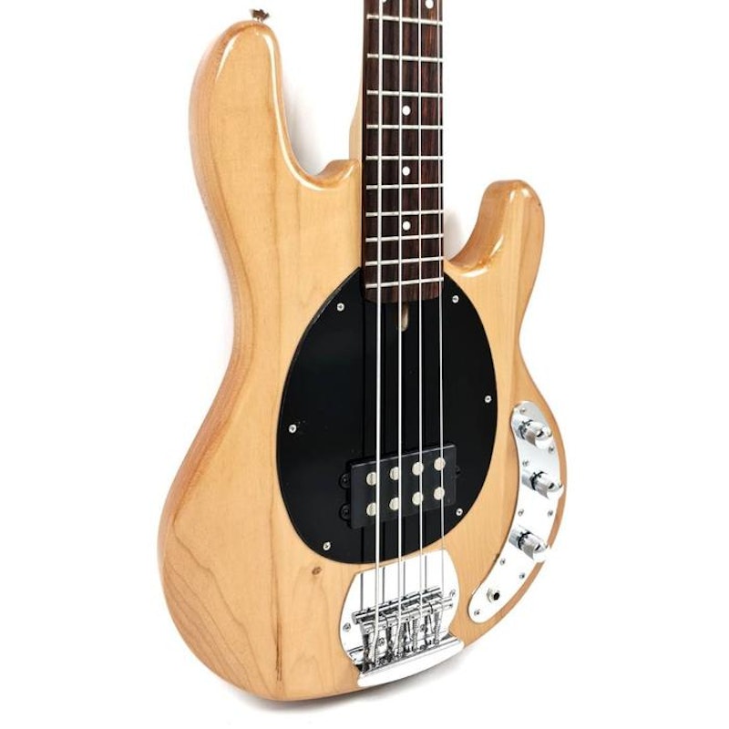 Ernie Ball Bass Elektrik Music Man Model Sting Ray 2