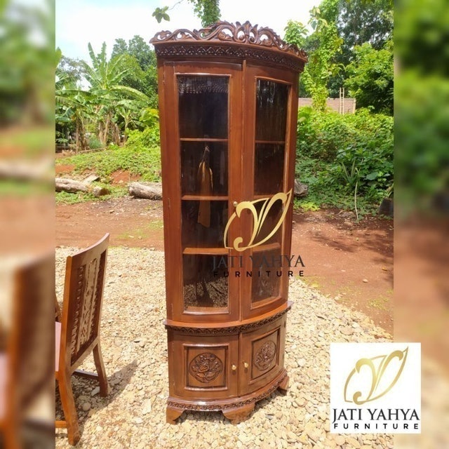 Jati Yahya Furniture Lemari Hias Sudut