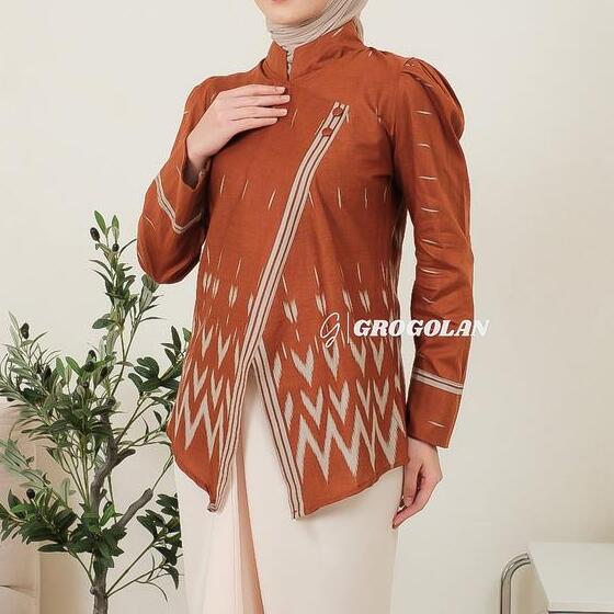  GROGOLAN Kirana Blouse Batik Wanita Janggan Modern