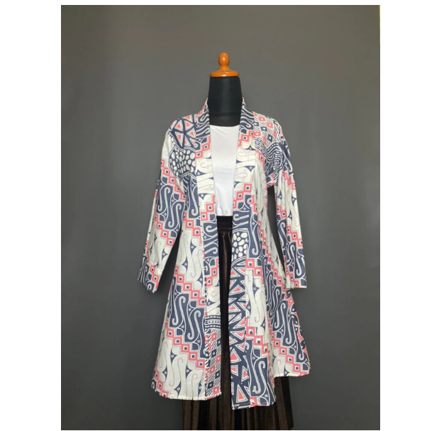 Batik Dua Putri Blazer Batik Wanita Modern 5
