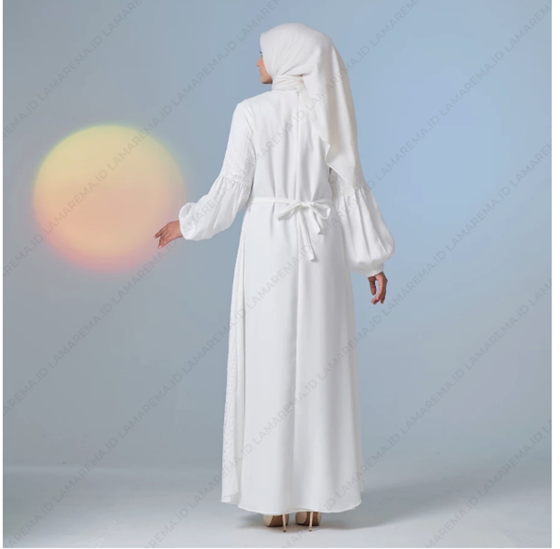 LaMarema Gamis Abaya Renda Brokat Putih 4
