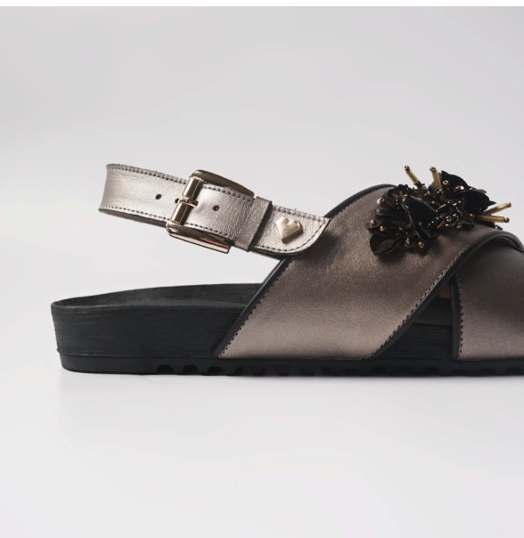  PVRA Sandal Wanita Cavvami