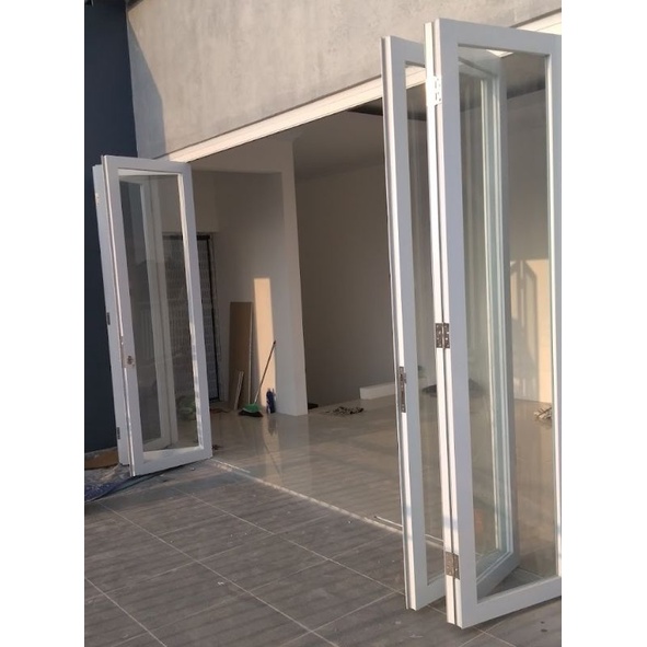 Pintu Lipat Aluminium Kaca 2
