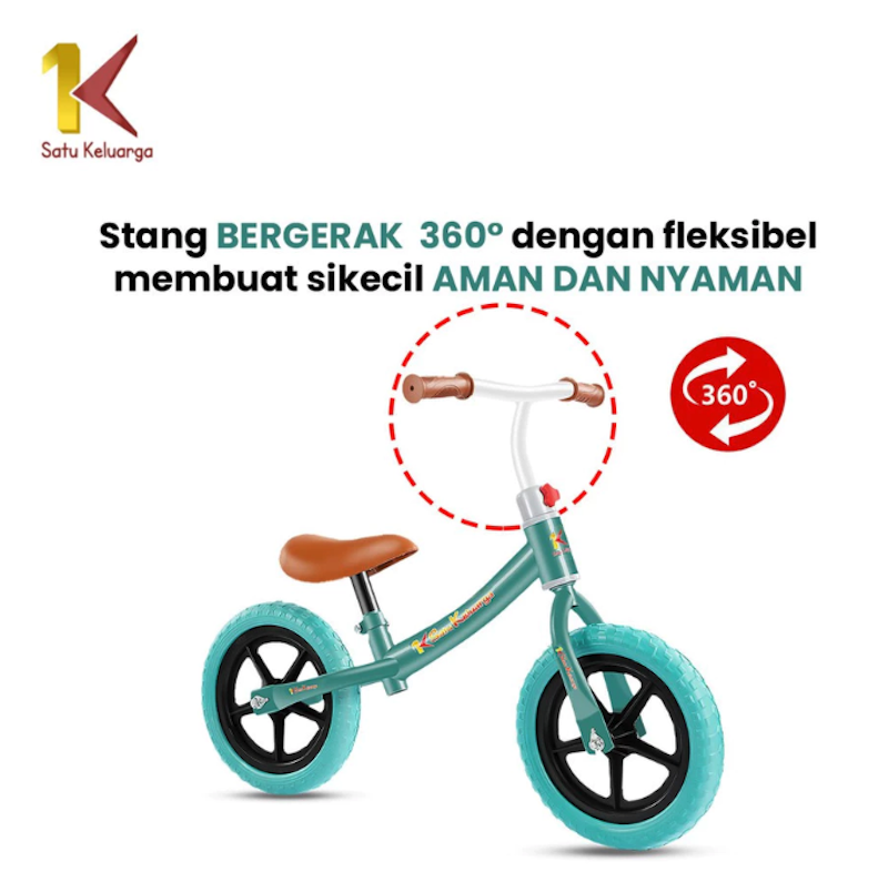Satu Keluarga Sepeda Keseimbangan Anak 5
