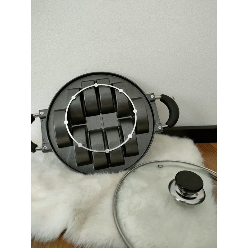 Happy Fun Cake Pan Supreme 3