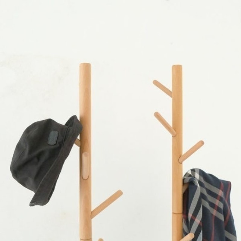 Edma Wooden Hanger 2