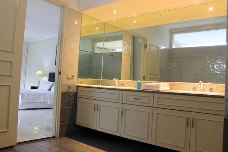 Kemang Utara Creative Villas 2