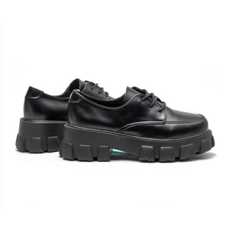 JustLook Saebyeok Woman Docmart 2