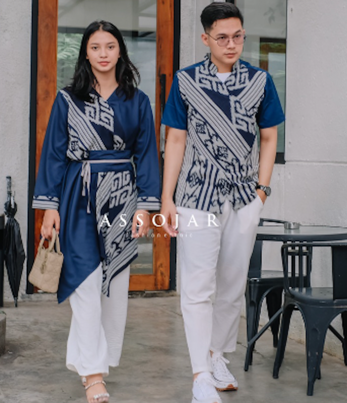 Couple Tenun / Vneck Shirt x Blus Danastri (NAVY) 4