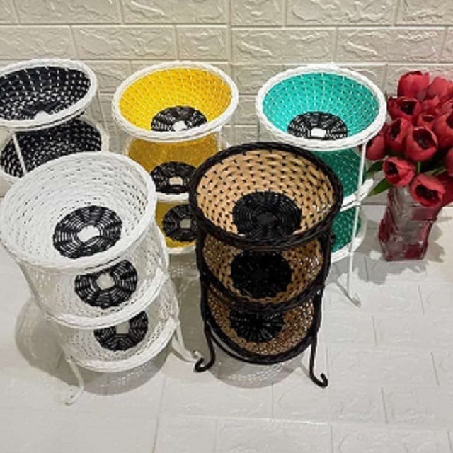  Rak Bawang Besi Rotan Sintetis