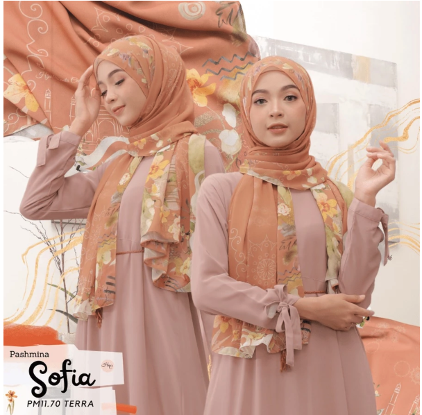  HIRA Pashmina Sofia