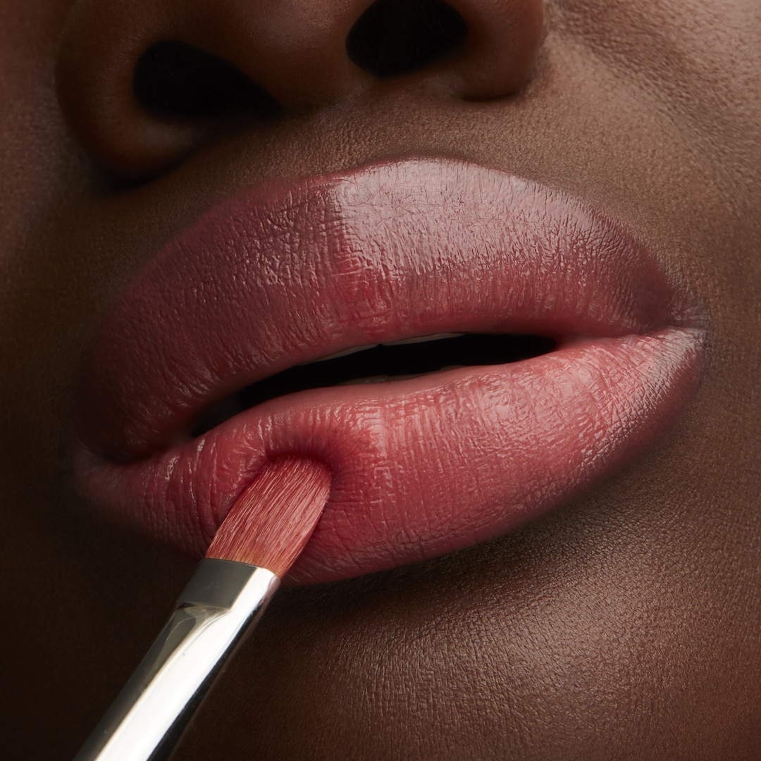 LUSTREGLASS SHEER-SHINE LIPSTICK See Sheer