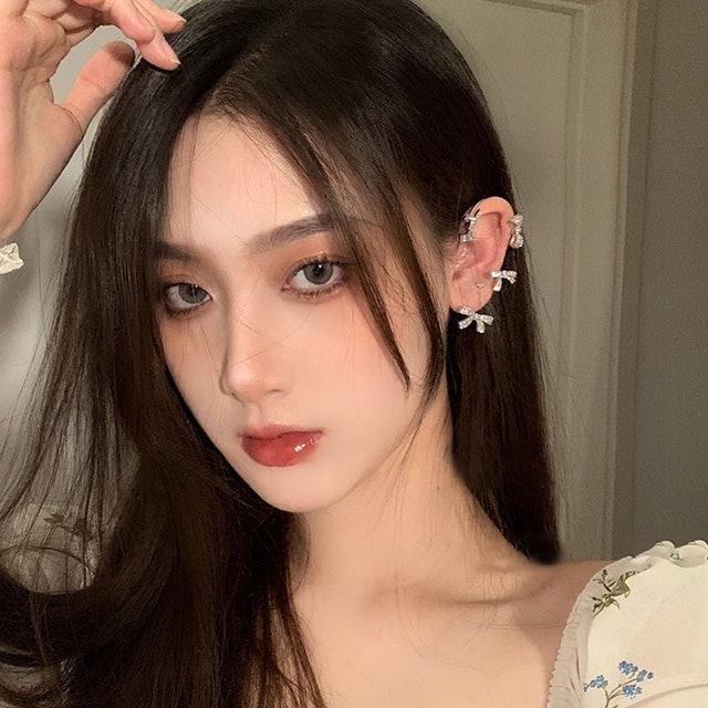 Buhotei Silver Diamond Bow Earrings Clip On