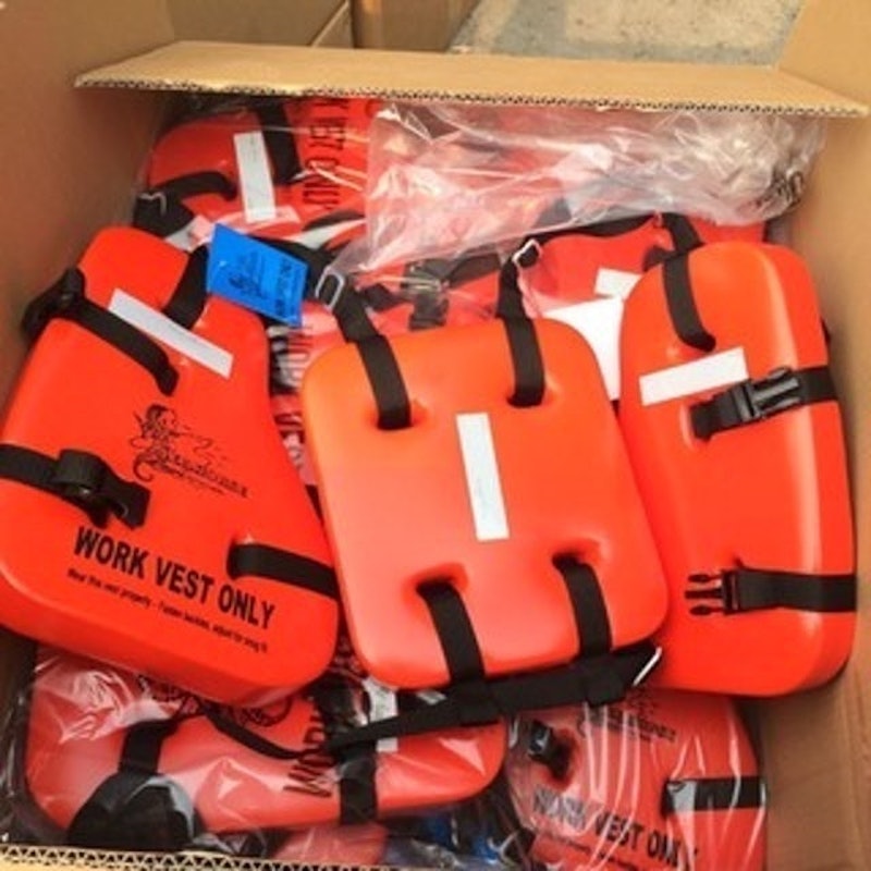 Sea Horse Type Life Jacket 4