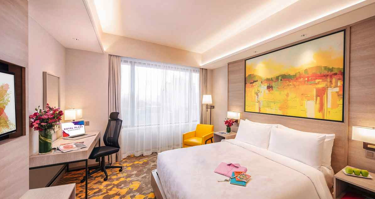  Royal Plaza on Scotts