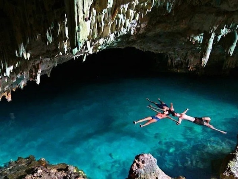Tour Rangko Cave & Sabolo Island Snorkeling 1