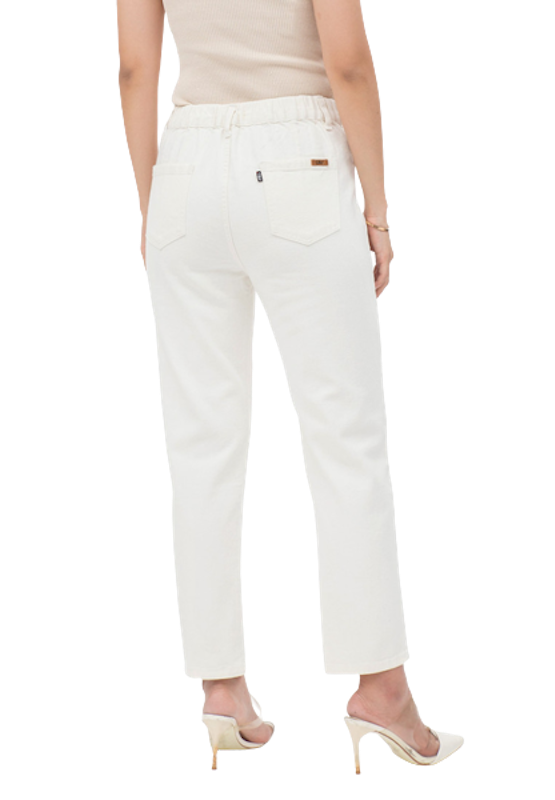 Basic Tapered Jeans Highwaist 2