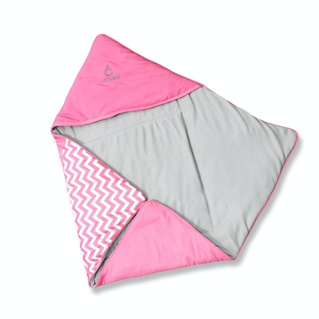 Dialogue Group Omiland Baby Blanket Print Mono Chevron 