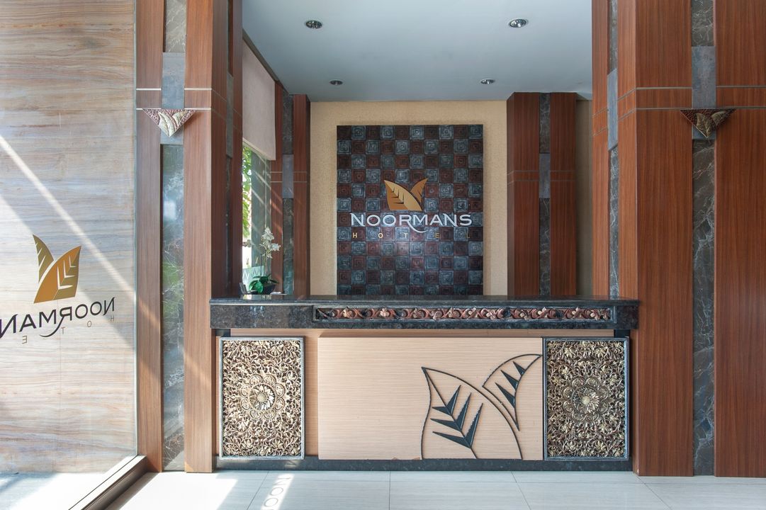 Petra Noormans Investama Noormans Hotel Semarang 