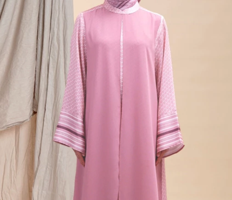 Elzatta Abaya Gamis Set Jilbab Segiempat Motif Monogram 3