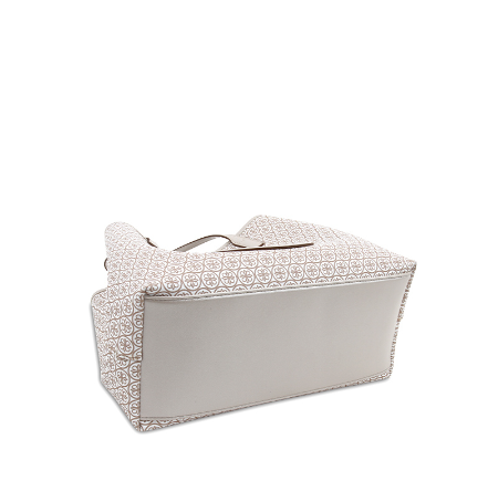 Les Catino Devica Carry All Monogram