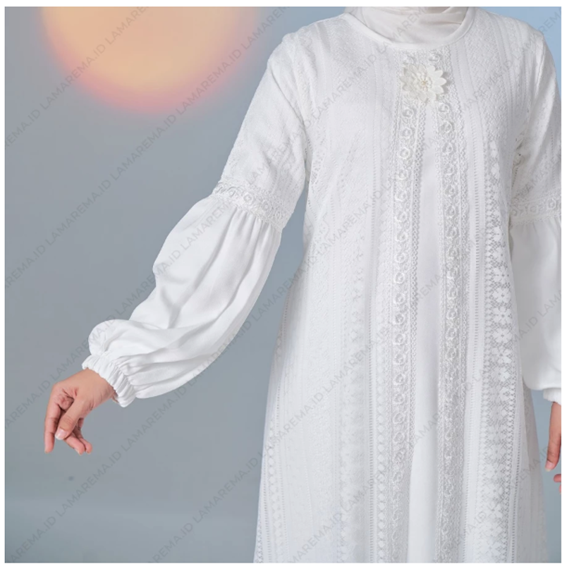 LaMarema Gamis Abaya Renda Brokat Putih 3