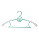 10 Rekomendasi Gantungan Baju Bayi Terbaik 5