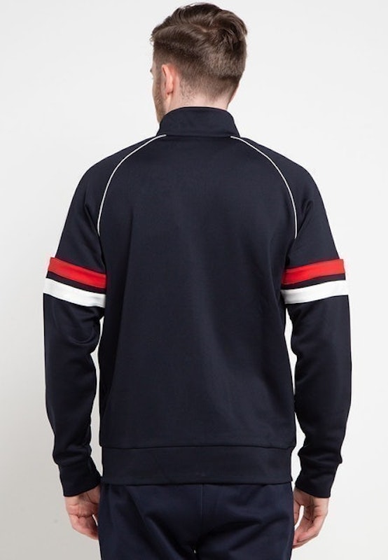 Line Fleece 4