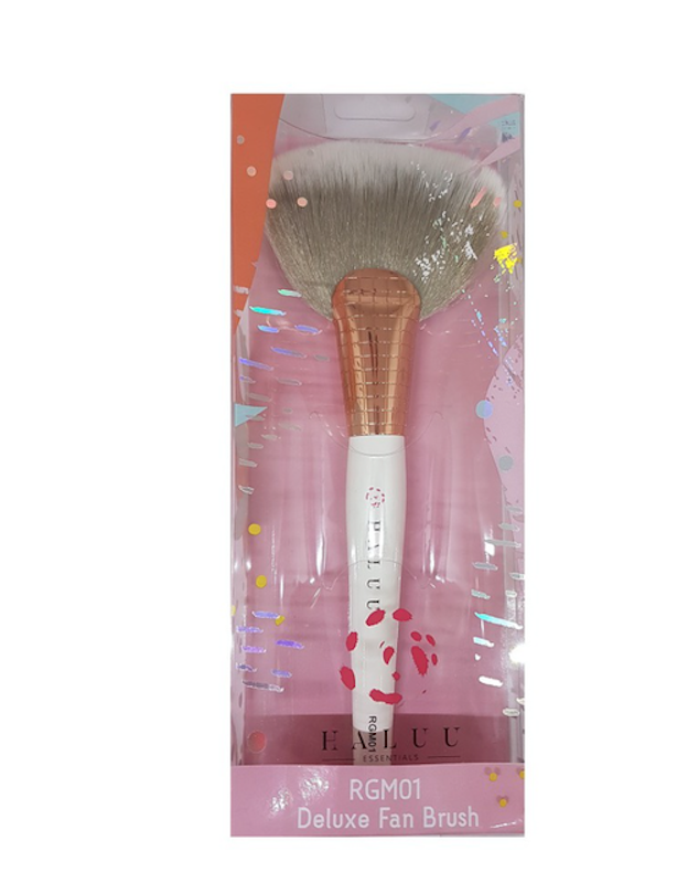 Deluxe Fan Brush 3