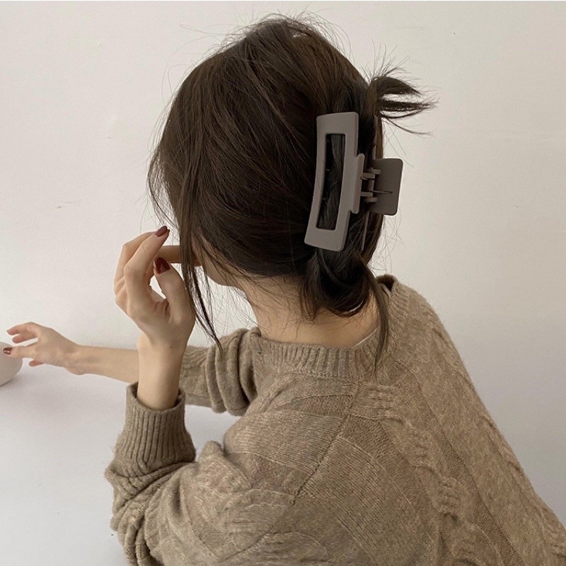  Town Shell Start Up Doff Korean Jumbo Hair Claw