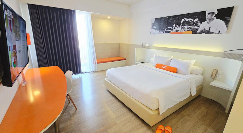 Harris Hotel Seminyak 2