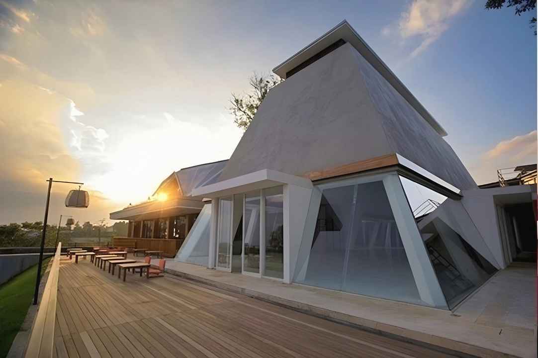 Maja Family The House Tour Uphill