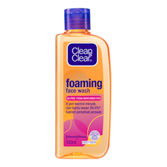 Clean & Clear® Foaming Face Wash