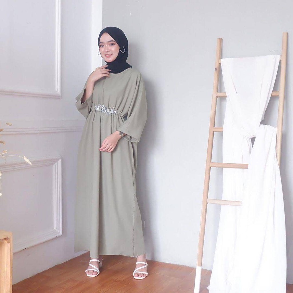DEMEN OUTFIT  Maria Kaftan