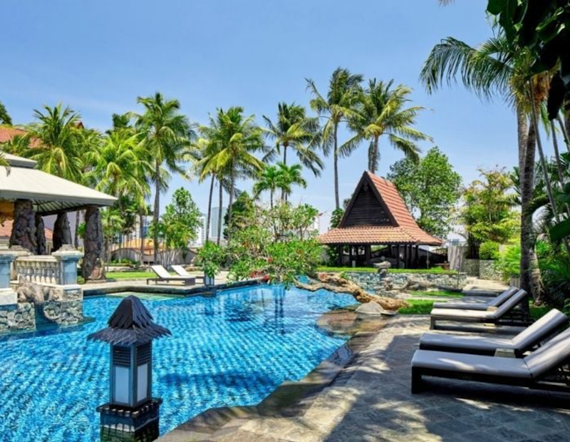 Sheraton Surabaya Hotel & Towers 2