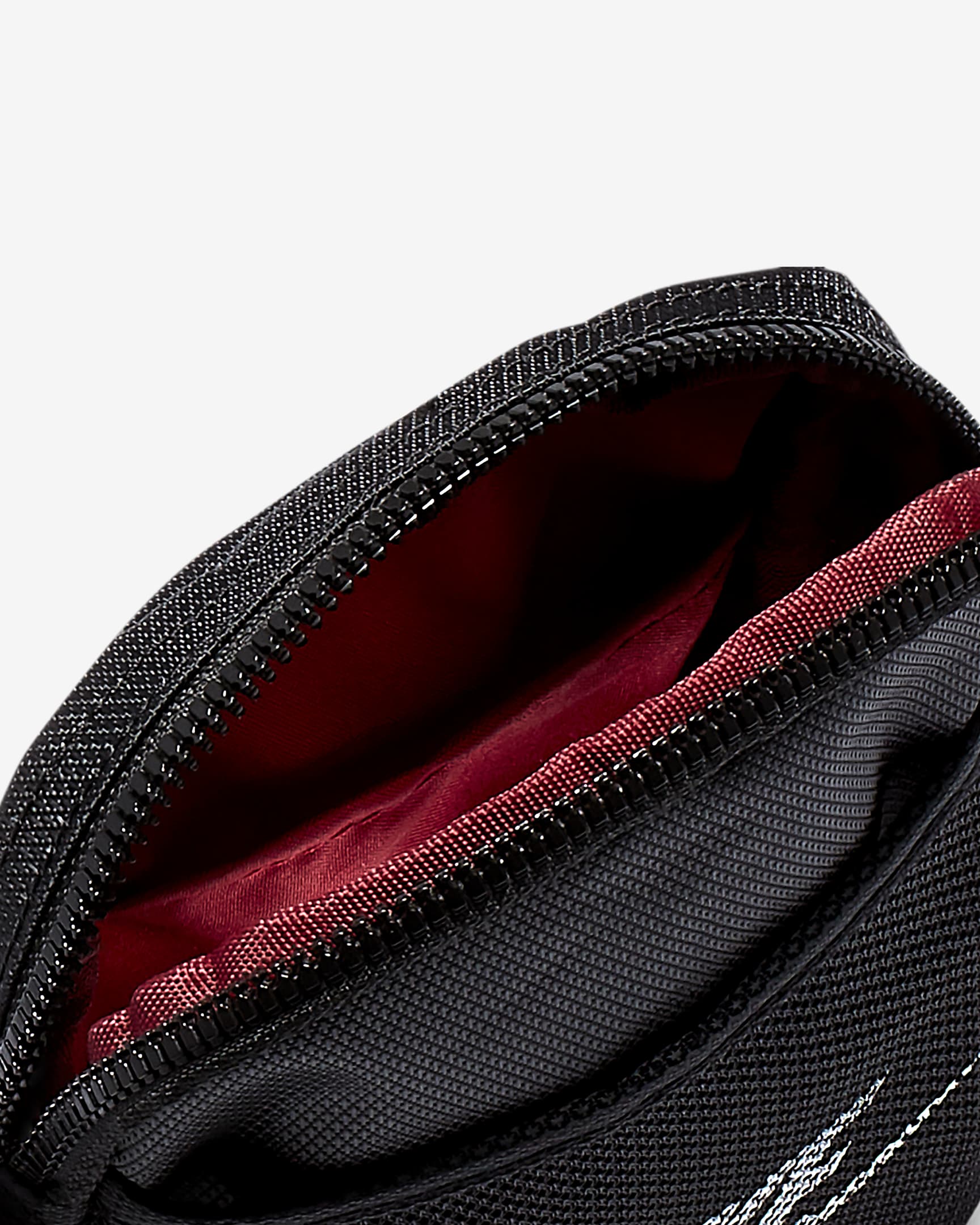 Heritage Cross-Body Bag  2
