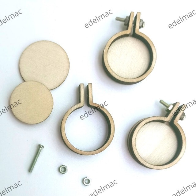 Mini Wood Embroidery Hoop 2
