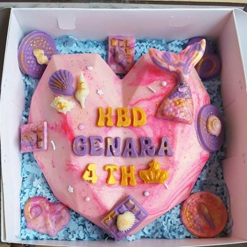 Pinata Cake Surprise Cake 3