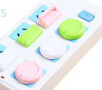 Penutup Colokan Listrik Stop Kontak