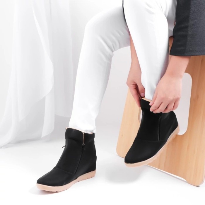 Sarana Multi Adipersada Montella Apollo Boots