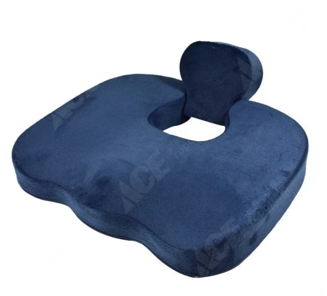 Bantal Duduk Dengan Sandaran Tulang Ekor