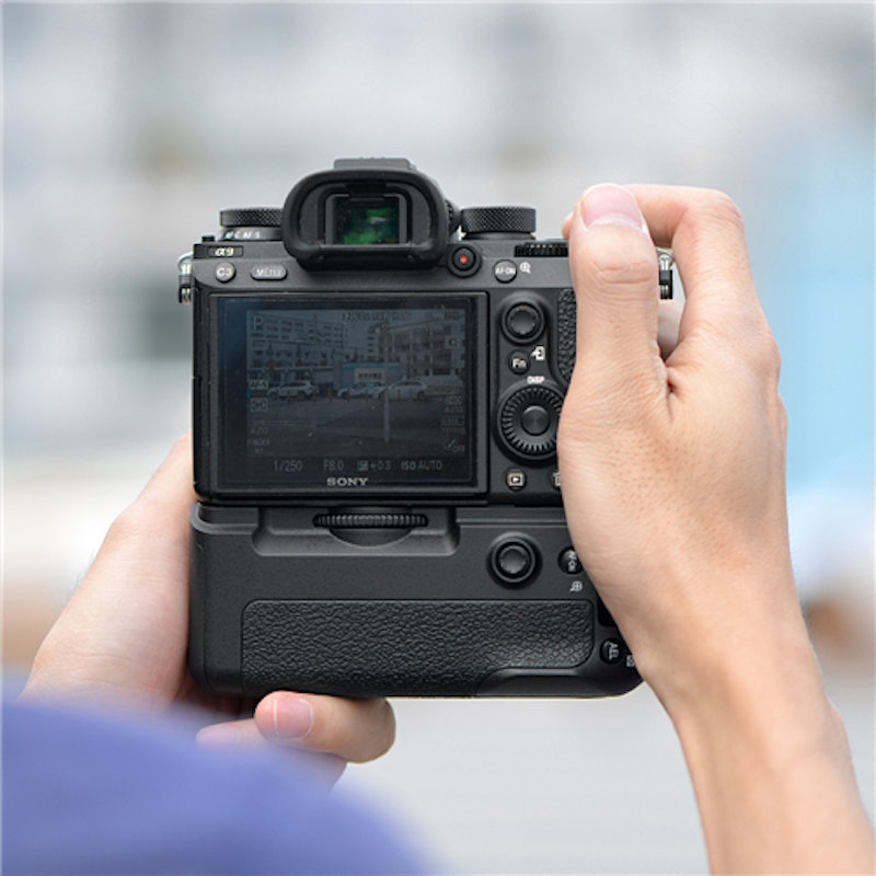 Battery Grip for Sony A3R7 4