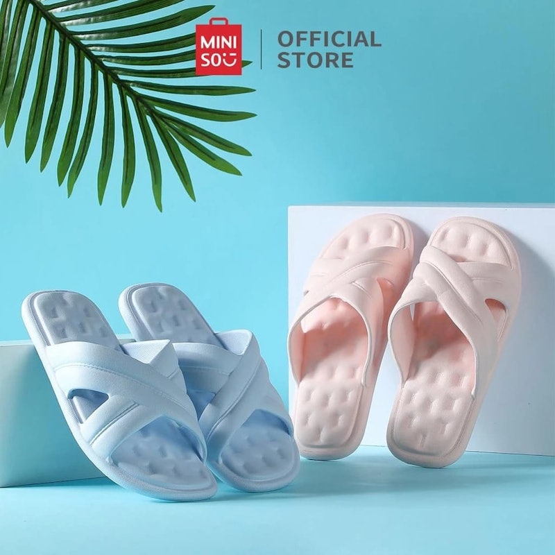 MINISO Sandal Kamar Mandi 3