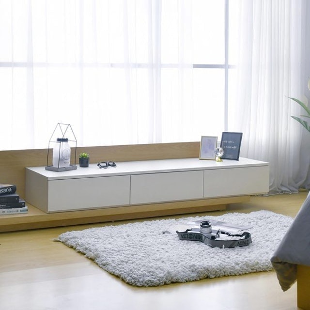 Livien Furniture Luna Meja TV