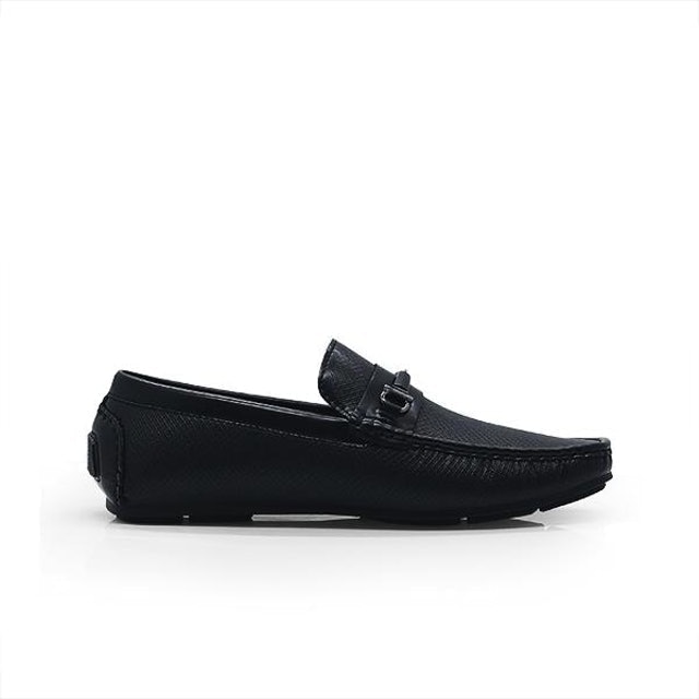 10 Rekomendasi Sepatu Bata untuk Pria Terbaik  4