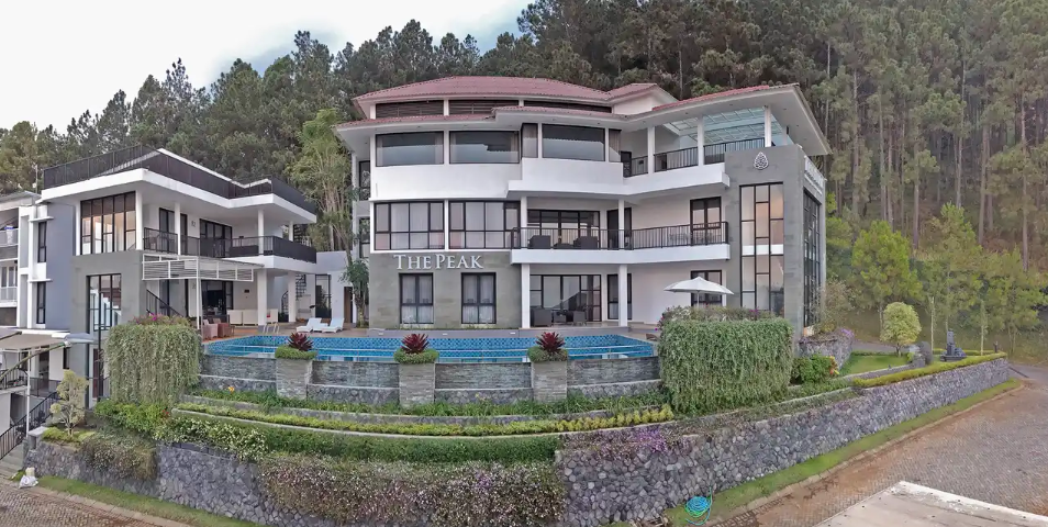 The Peak Villa & Multi-Function Hall 2