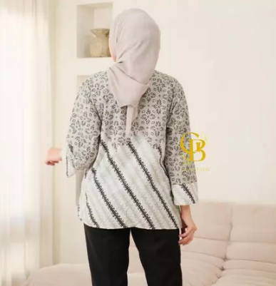  Gama Batik Blazer Batik Modern