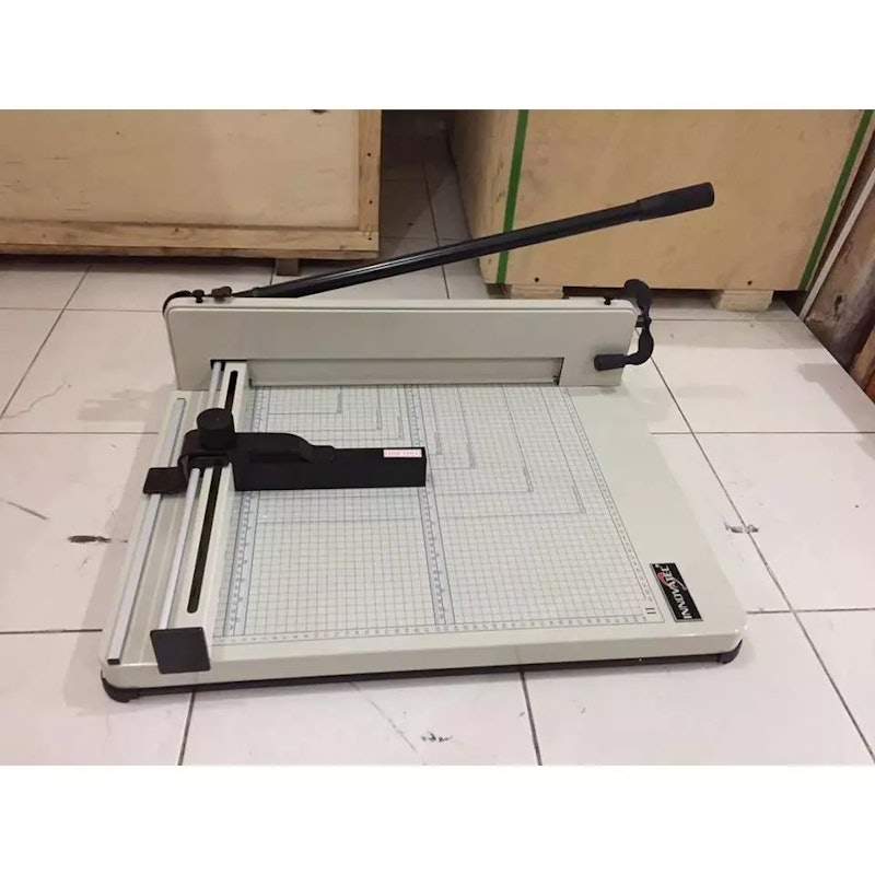 Innovatec Mesin Pemotong Kertas Manual 3